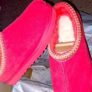 🚫SOLD✅UGG TASMAN PINK GLOW SLIPPERS